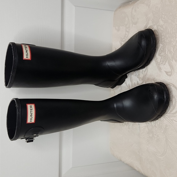 Hunter Other - Hunter original kids black tall rain boot reflective heel size 5 boys, 6 girls
